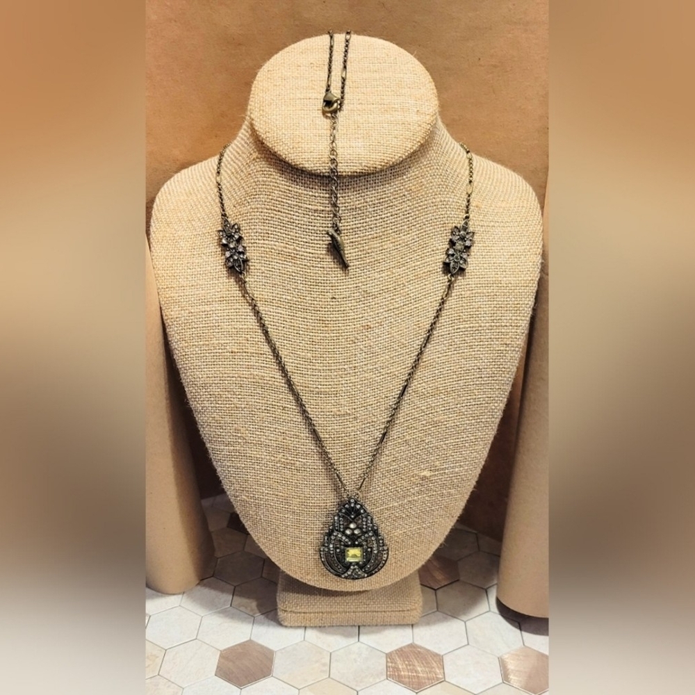 Chloe + Isabel "Rare" Art Deco Pendant Necklace---Please Read Below